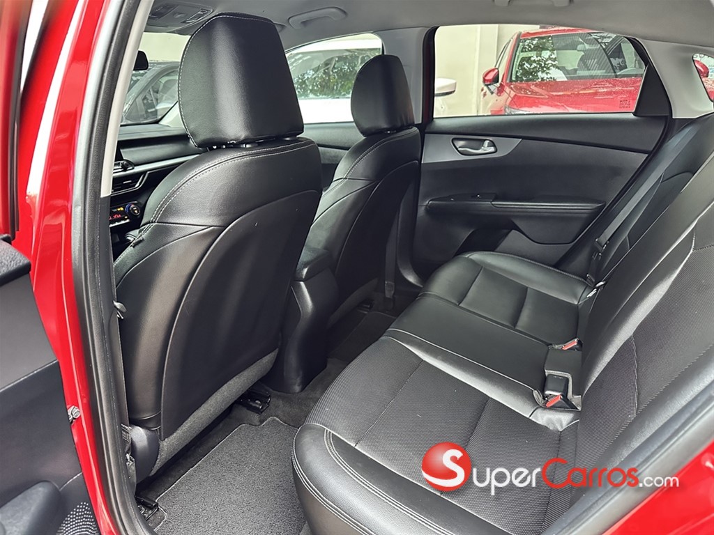 2019 Kia Forte LXS — foto 11 / 12