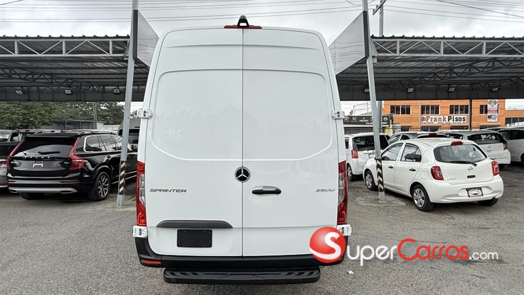 2021 Mercedes-Benz Sprinter — foto 7 / 12