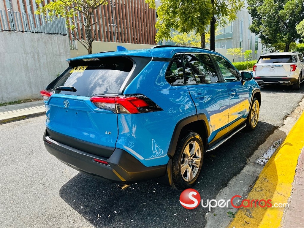 2021 Toyota RAV4 LE — foto 3 / 12