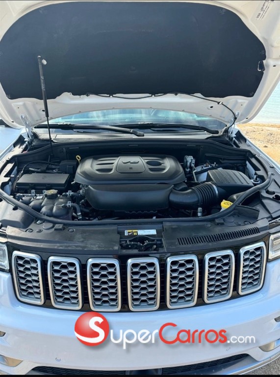 2021 Jeep Grand Cherokee SUMMIT — foto 3 / 6