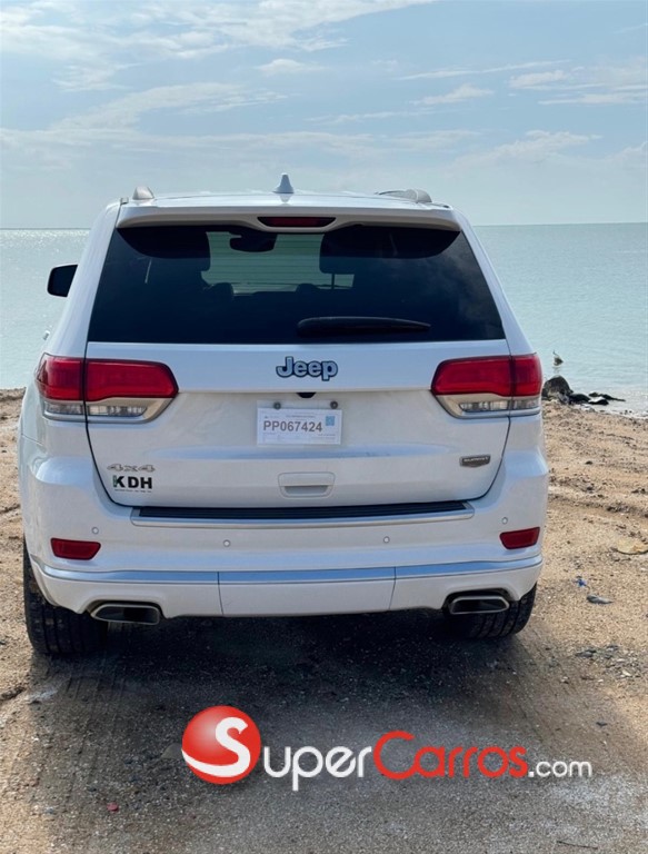 2021 Jeep Grand Cherokee SUMMIT — foto 4 / 6