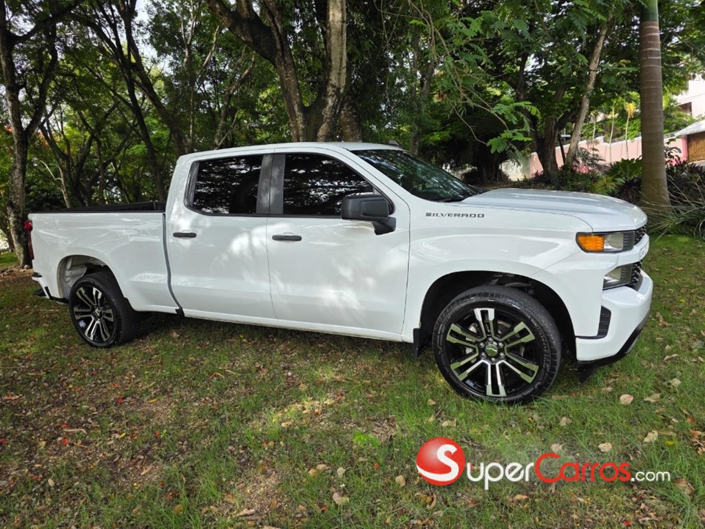 2020 Chevrolet Silverado — foto 5 / 12