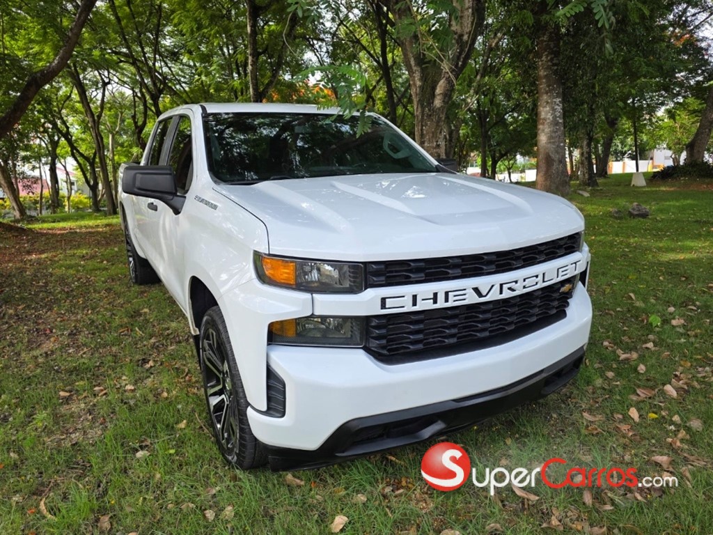 2020 Chevrolet Silverado — foto 6 / 12