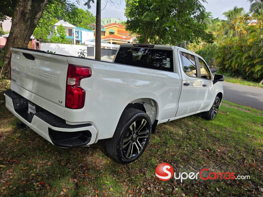 2020 Chevrolet Silverado — foto 8 / 12