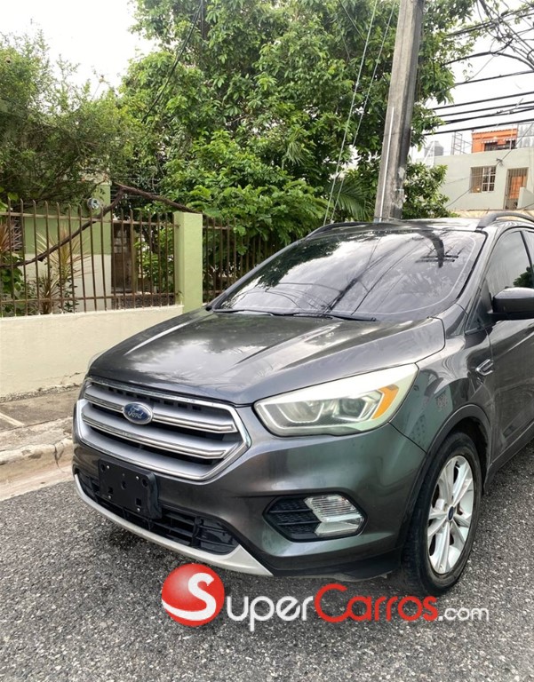 2017 Ford Escape — foto 9 / 9