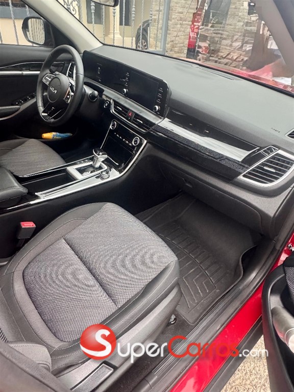 2024 Kia Seltos Luxury — foto 2 / 5