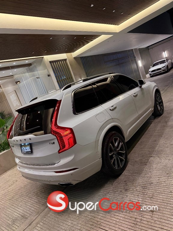 2018 Volvo XC90 Momentum T6 — foto 7 / 8