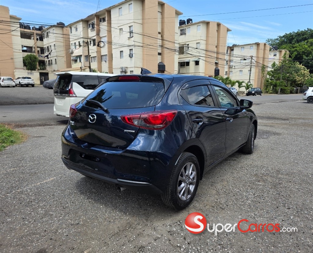 2021 Mazda 2 — foto 6 / 9