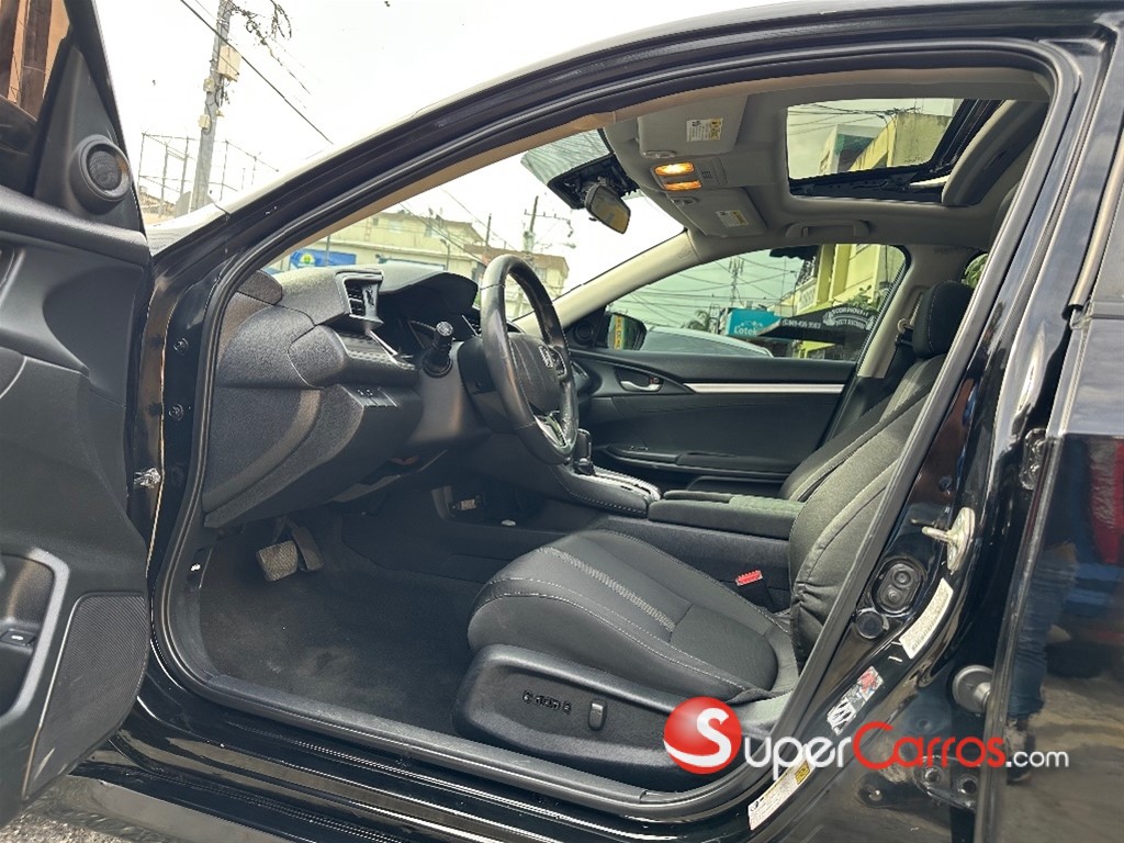 2020 Honda Civic EX — foto 9 / 10