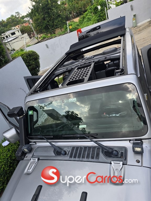 2021 Jeep Wrangler Rubicon Unlimited JL — foto 10 / 11