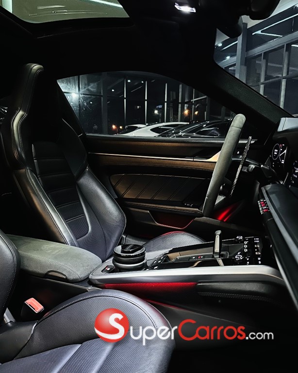 2022 Porsche 911 Turbo — foto 6 / 12