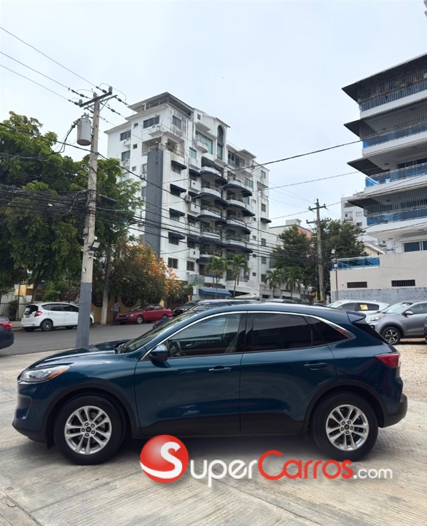 2020 Ford Escape SE — foto 2 / 12