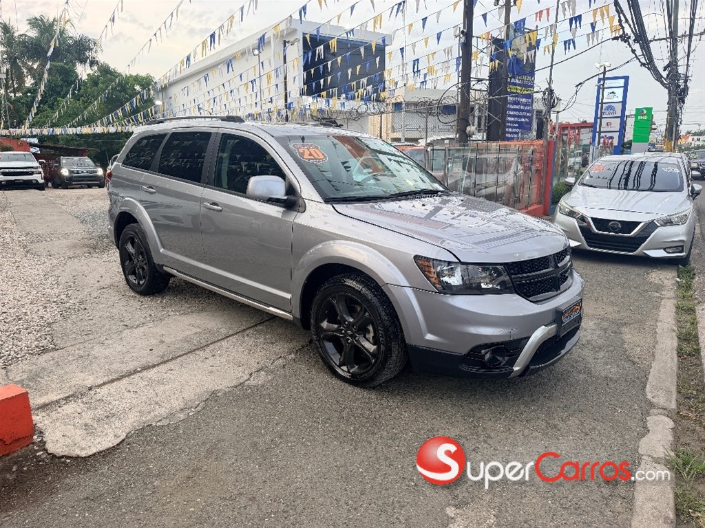 2020 Dodge Journey Crossroad — foto 3 / 10
