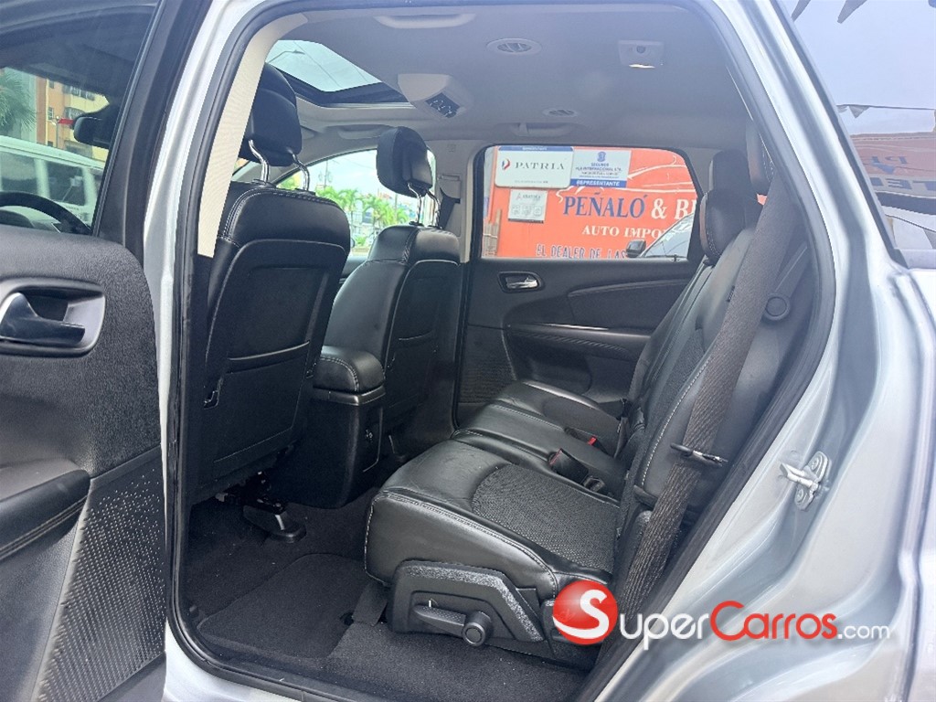 2020 Dodge Journey Crossroad — foto 5 / 10