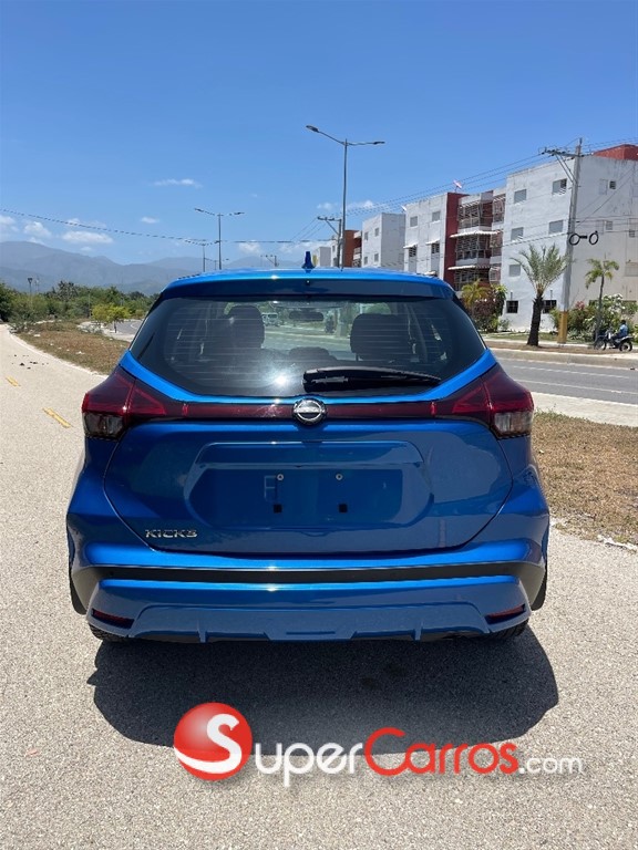 2022 Nissan Kicks — foto 5 / 9
