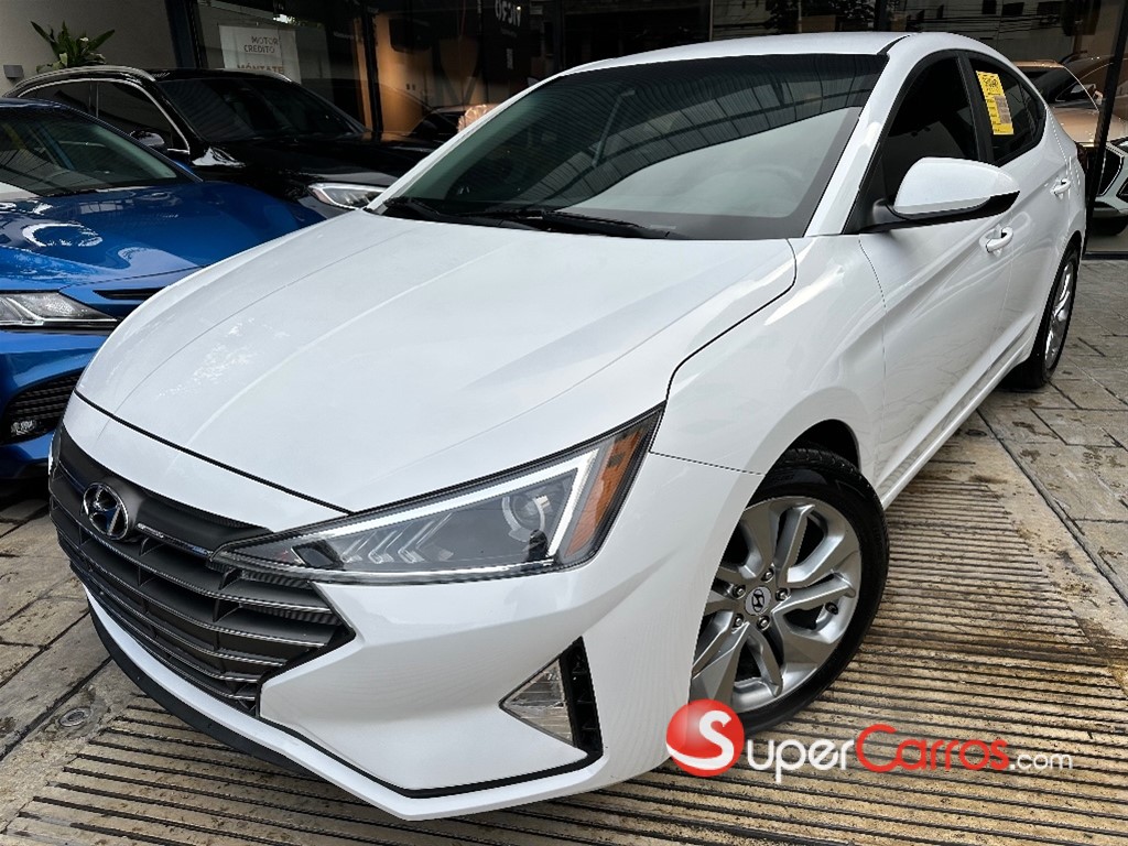 2020 Hyundai Elantra SE — foto 2 / 12