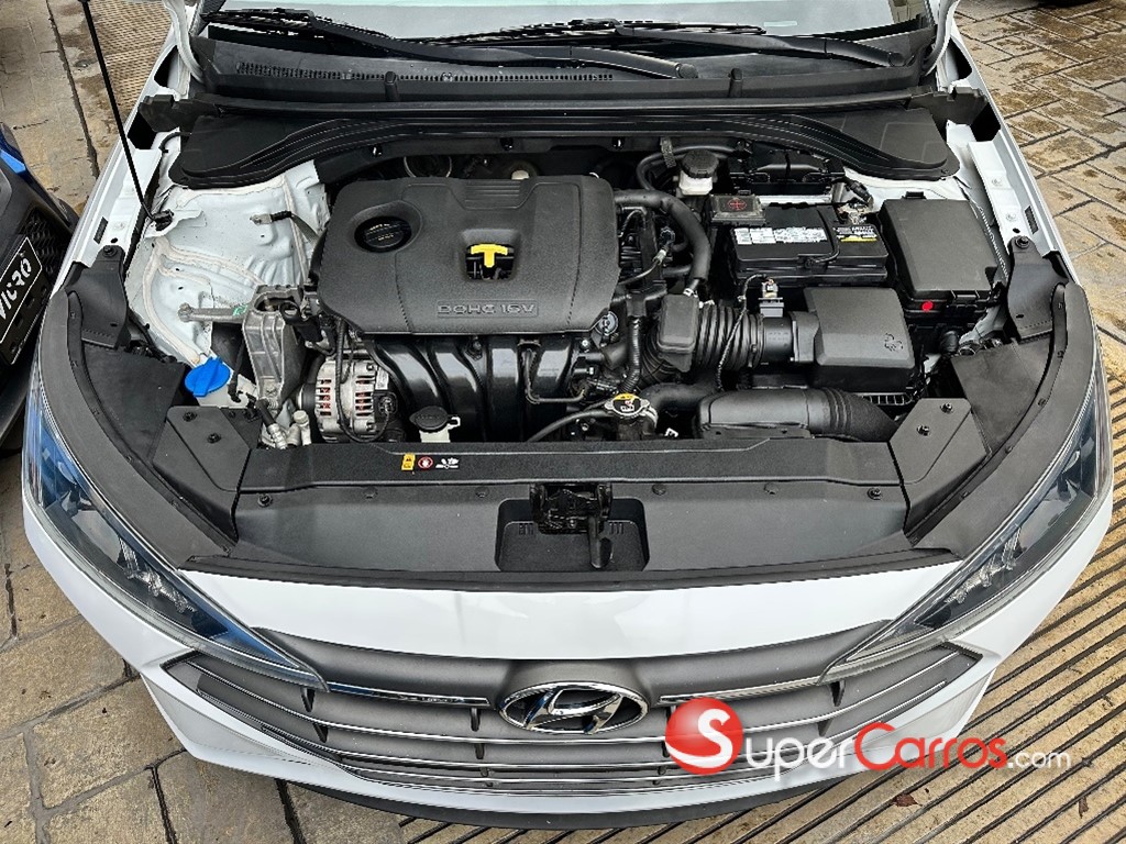2020 Hyundai Elantra SE — foto 12 / 12