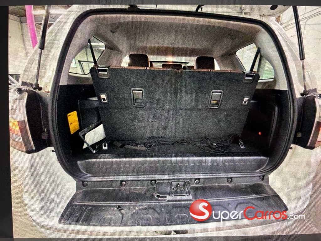 2023 Toyota 4 Runner Limited — foto 9 / 12