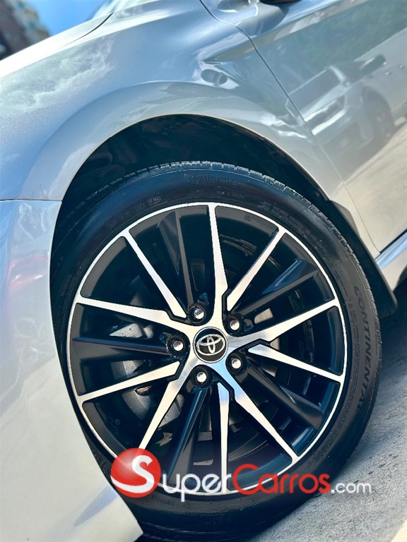 2023 Toyota Camry SE — foto 2 / 12