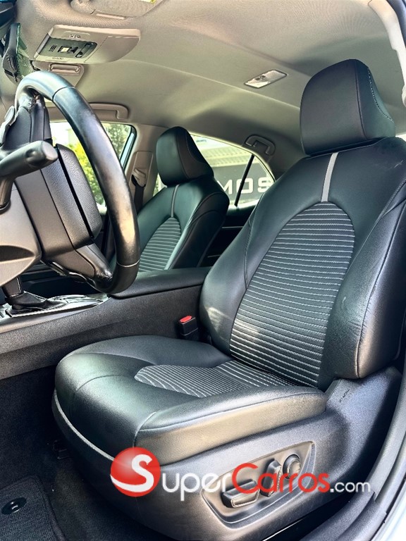 2023 Toyota Camry SE — foto 8 / 12