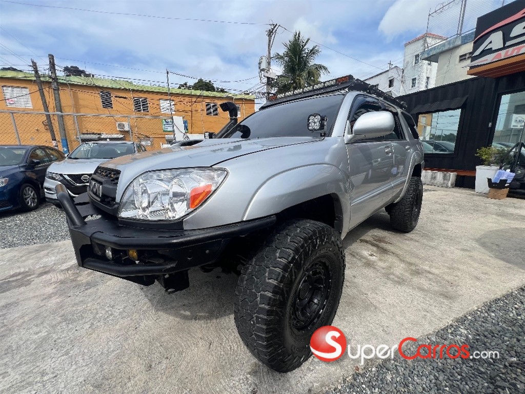 2006 Toyota 4 Runner TRD Pro — foto 2 / 10