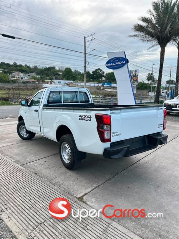2027 Isuzu DMAX — foto 3 / 5
