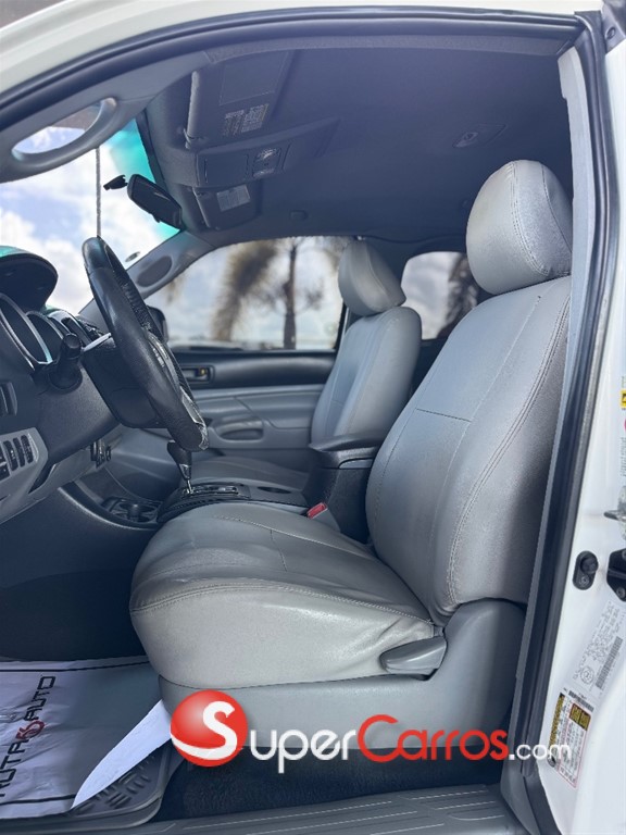 2013 Toyota Tacoma — foto 7 / 9