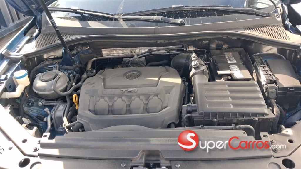 2018 Volkswagen Tiguan — foto 8 / 9