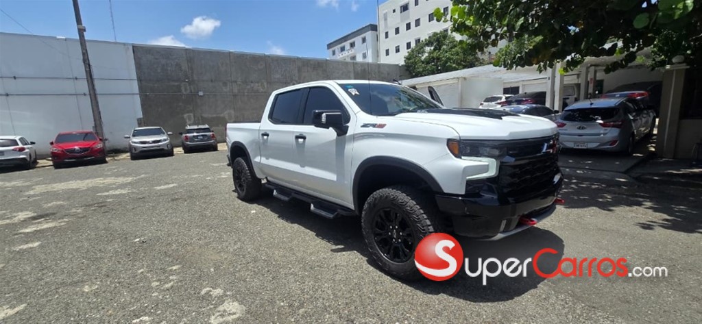 2024 Chevrolet Silverado ZR2