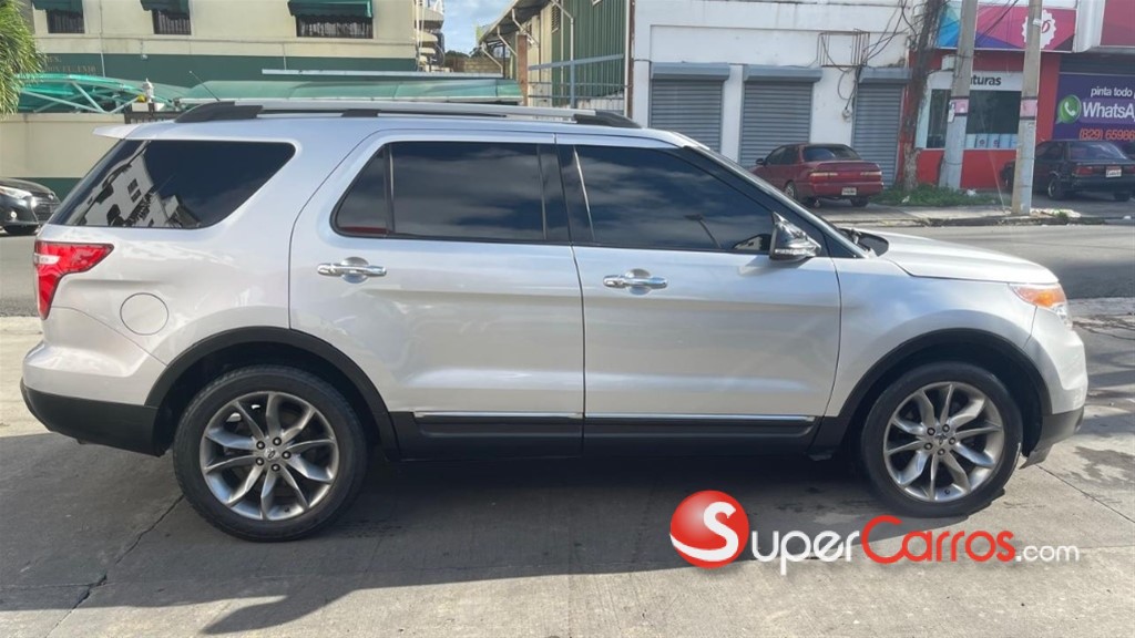 2011 Ford Explorer — foto 6 / 11