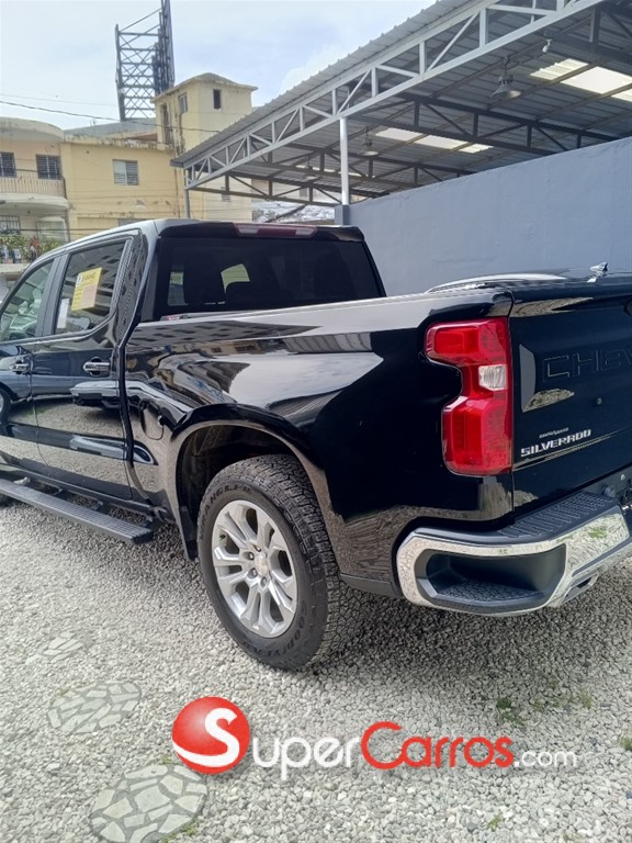 2020 Chevrolet Silverado — foto 6 / 12