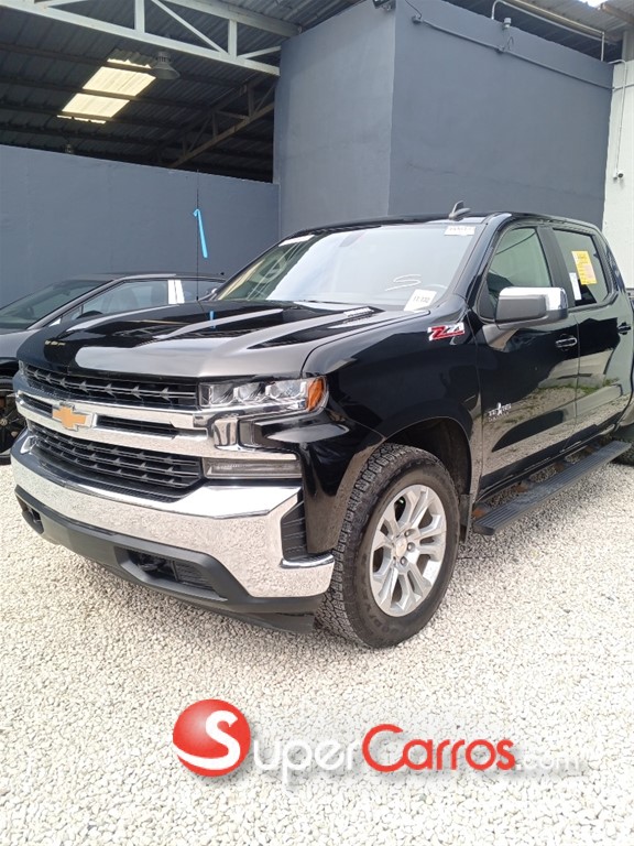 2020 Chevrolet Silverado — foto 8 / 12