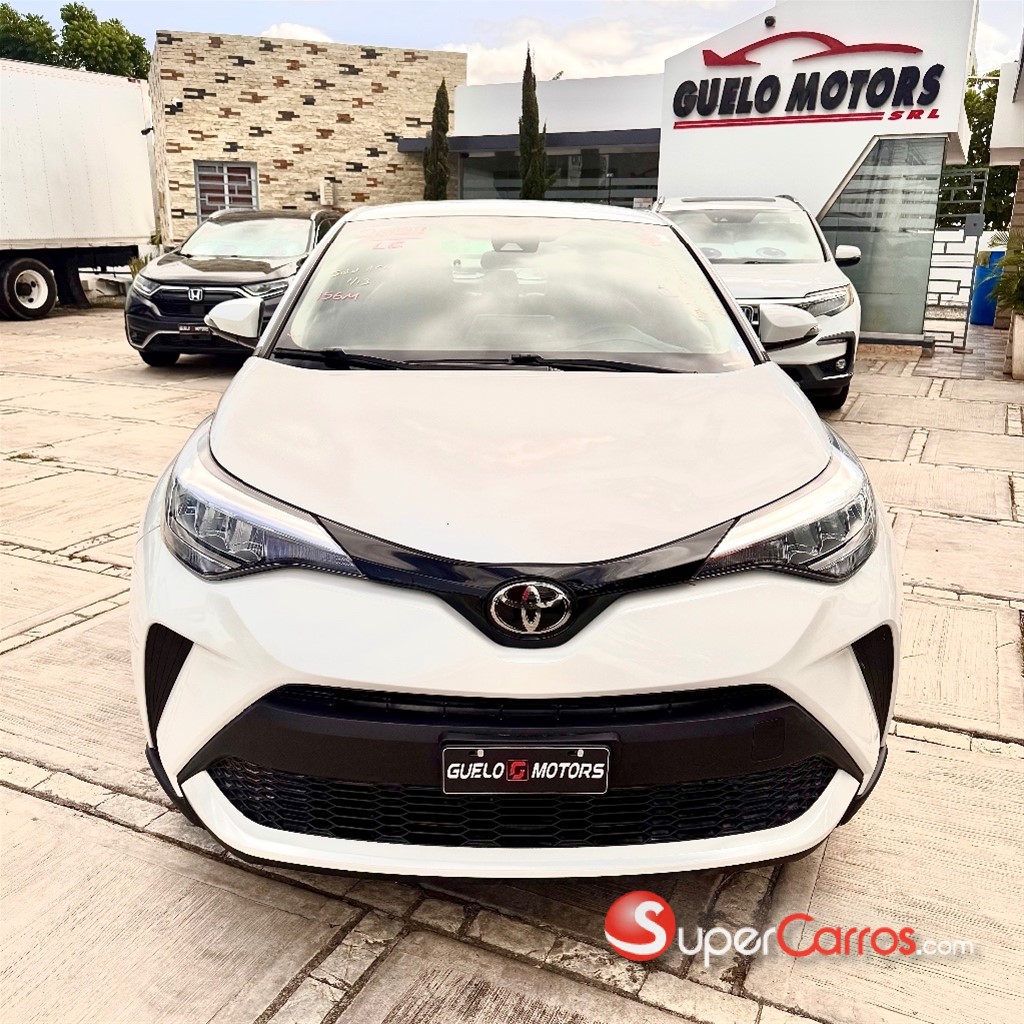 2021 Toyota C-HR LE — foto 2 / 10