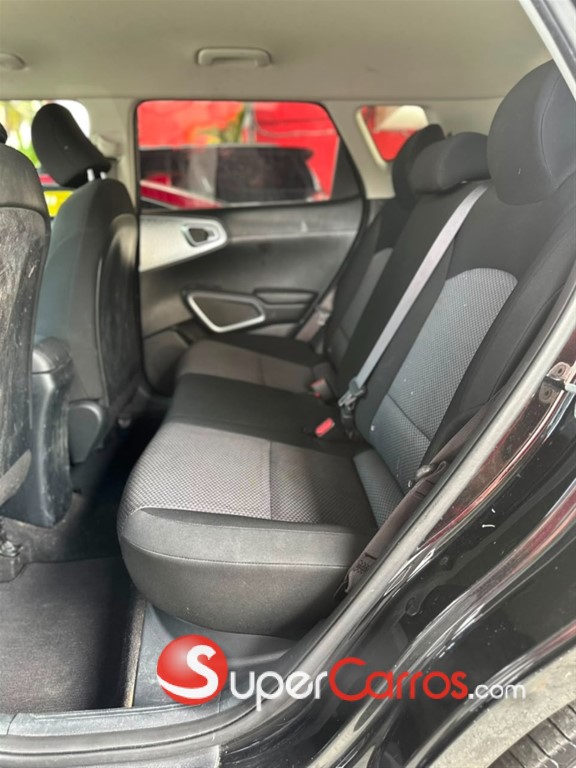 2021 Kia Soul LX — foto 3 / 9