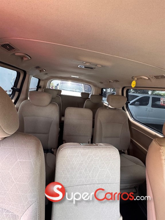 2020 Hyundai H 1 — foto 8 / 12