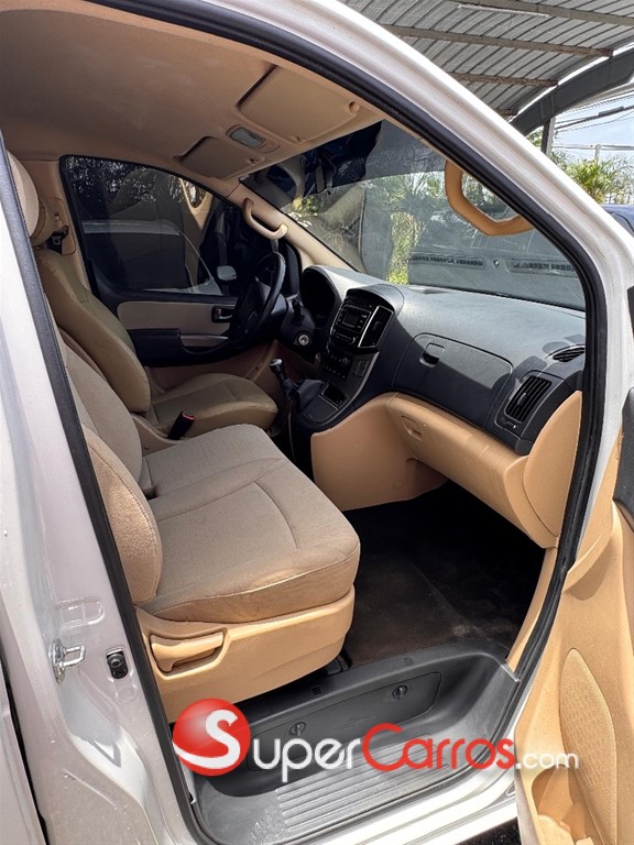 2020 Hyundai H 1 — foto 12 / 12
