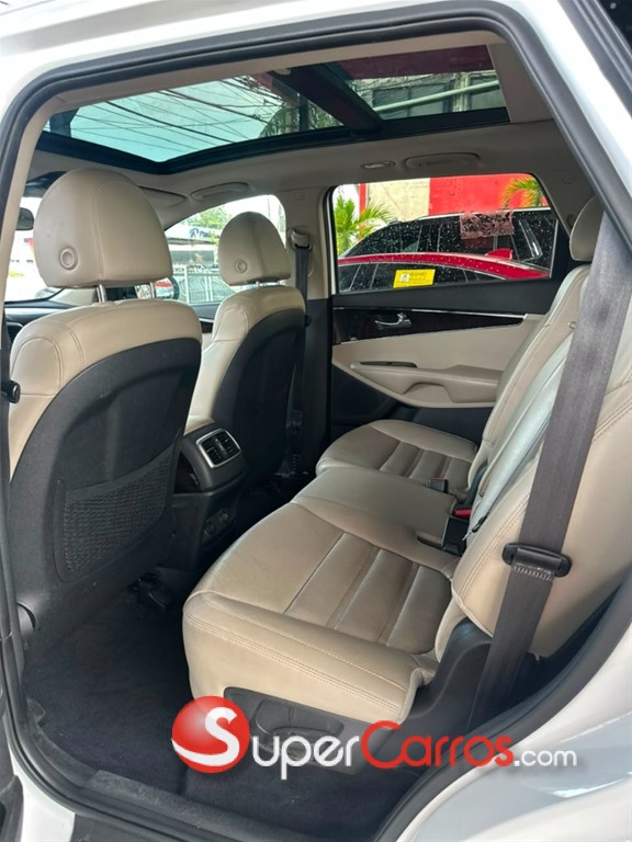 2020 Kia Sorento SX — foto 4 / 11