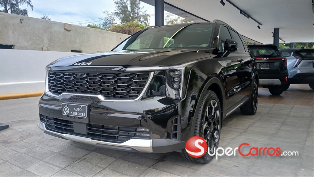 2027 Kia Sorento Limited — foto 2 / 12