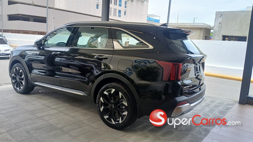 2027 Kia Sorento Limited — foto 3 / 12