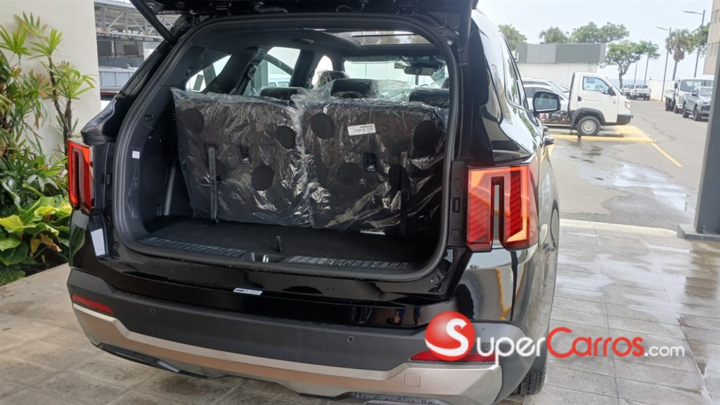 2027 Kia Sorento Limited — foto 12 / 12
