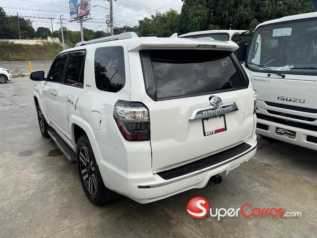 2018 Toyota 4 Runner Limited — foto 6 / 12