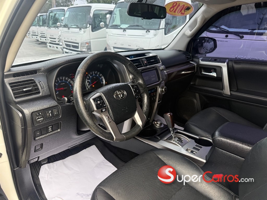 2018 Toyota 4 Runner Limited — foto 7 / 12