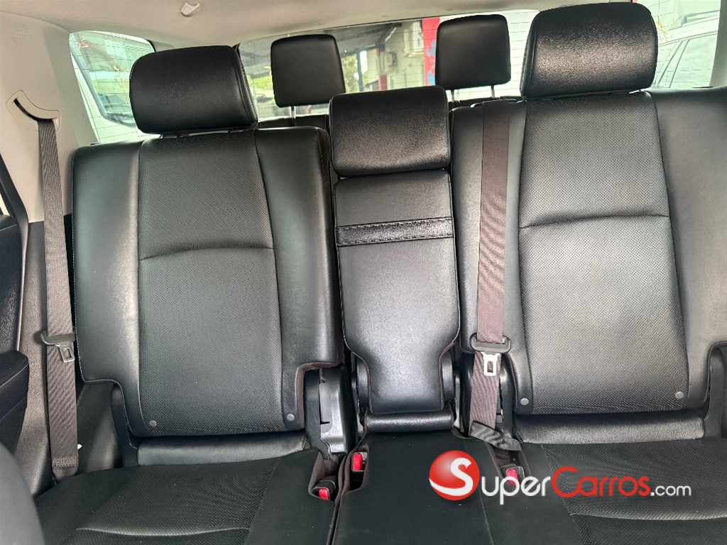 2018 Toyota 4 Runner Limited — foto 9 / 12