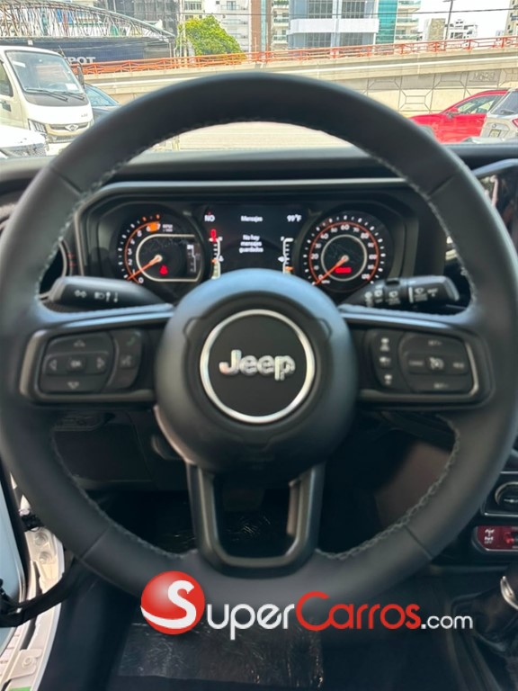 2026 Jeep Wrangler Unlimited Rubicon — foto 7 / 12