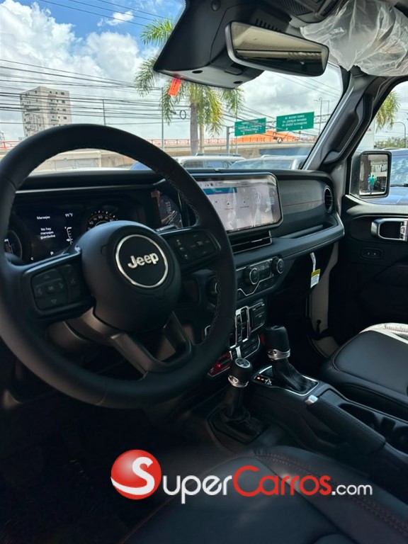 2026 Jeep Wrangler Unlimited Rubicon — foto 8 / 12