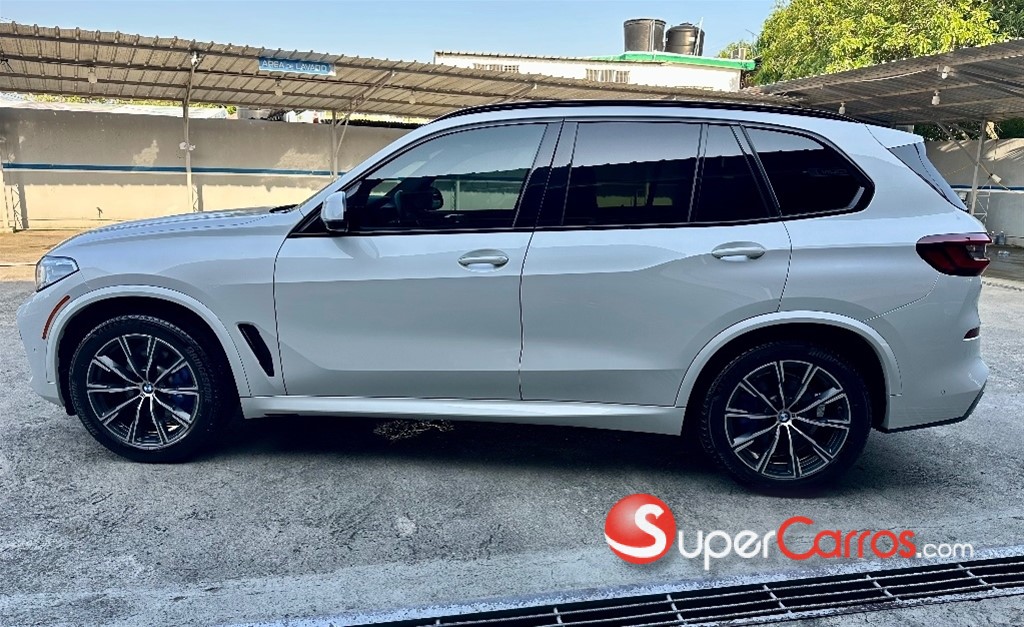 2020 BMW X 5 XDRIVE 40i — foto 5 / 12