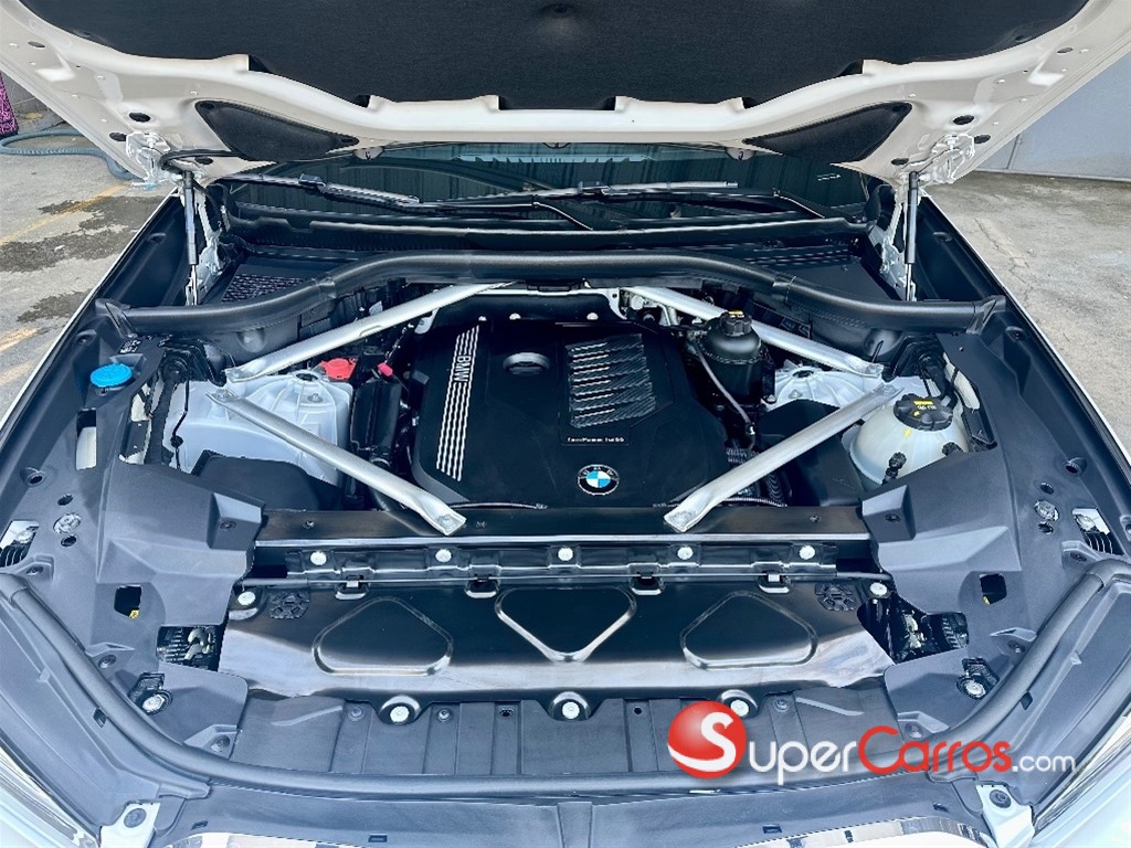 2020 BMW X 5 XDRIVE 40i — foto 12 / 12
