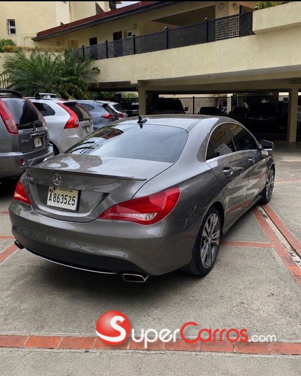 2015 Mercedes-Benz Clase CLA 250 — foto 2 / 11