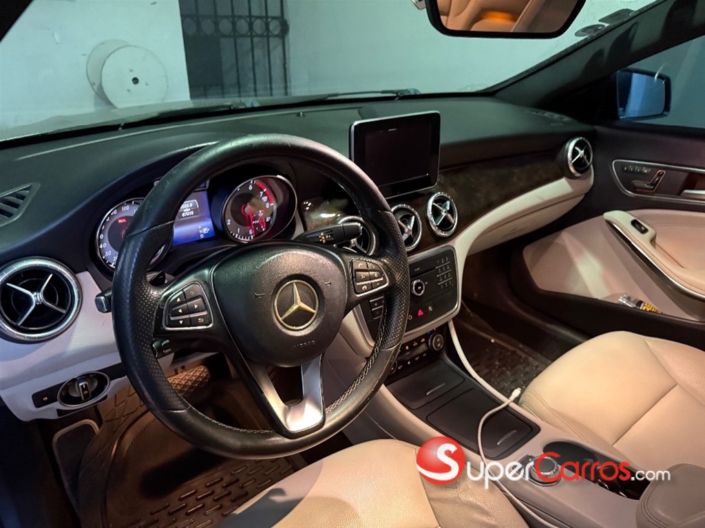 2015 Mercedes-Benz Clase CLA 250 — foto 9 / 11