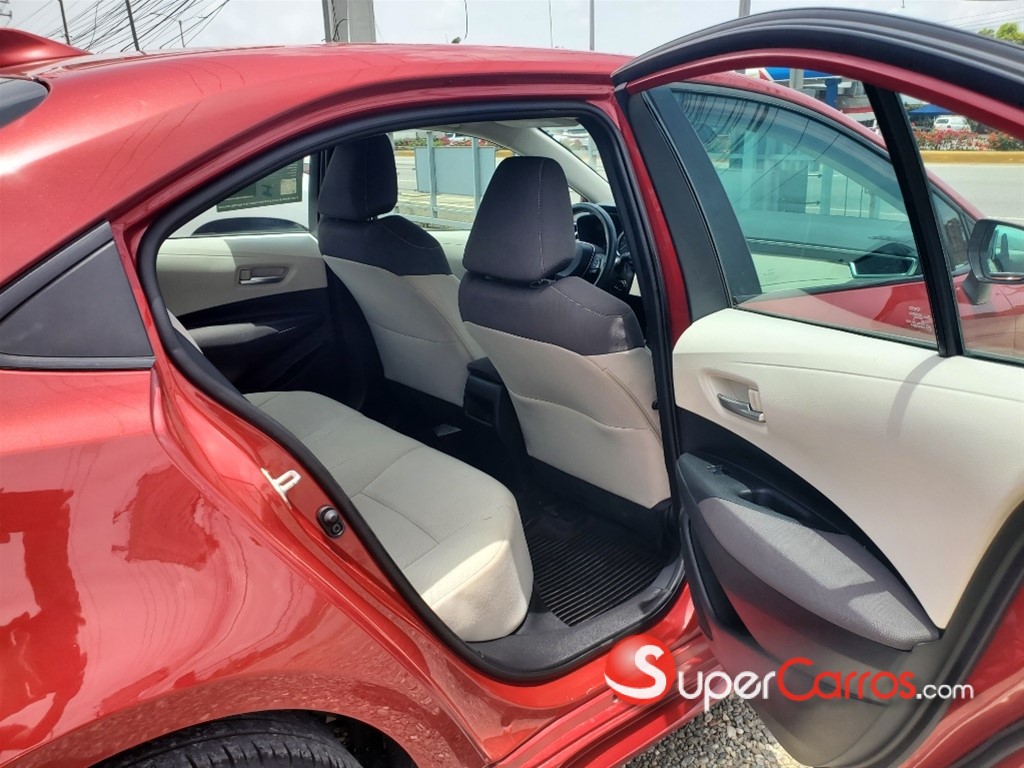 2020 Toyota Corolla LE — foto 5 / 12